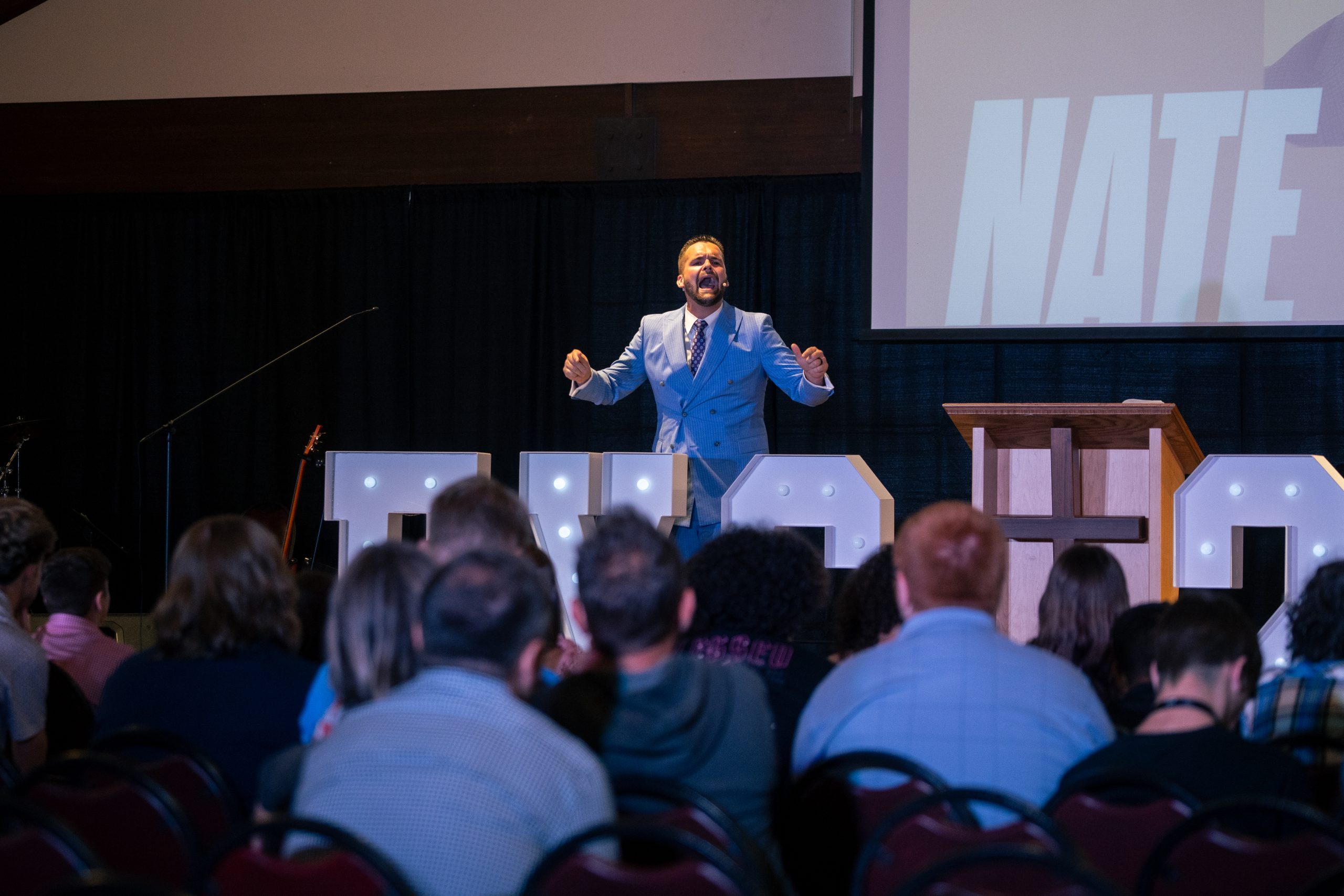 Nate White Preaching at Encounter